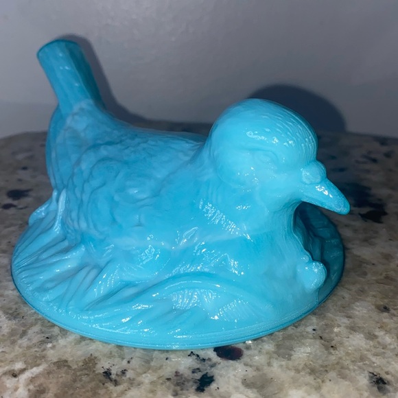 Vintage Westmoreland Handmade Milk Glass Lidded Dish Blue Nesting Bird 1890-1930 - Picture 15 of 16